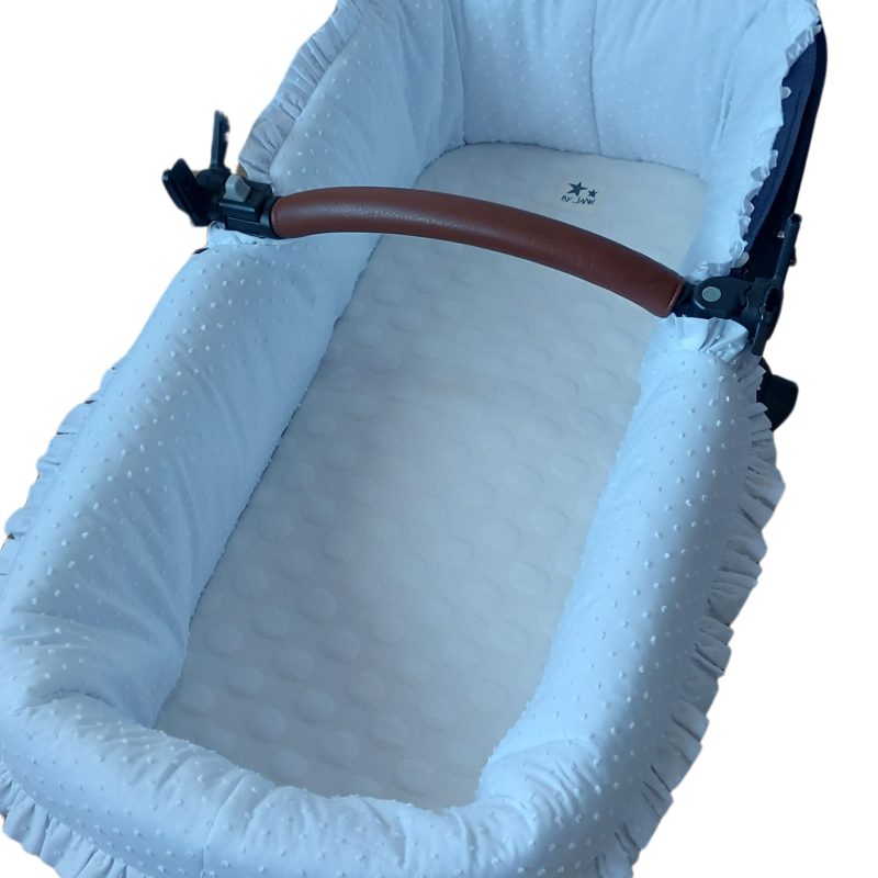 Cubrecapazo de plumeti blanco